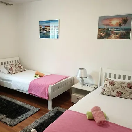 Appartement Apartman Sunny
